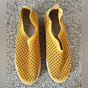 Ilse Jacobsen Tulip yellow slip on